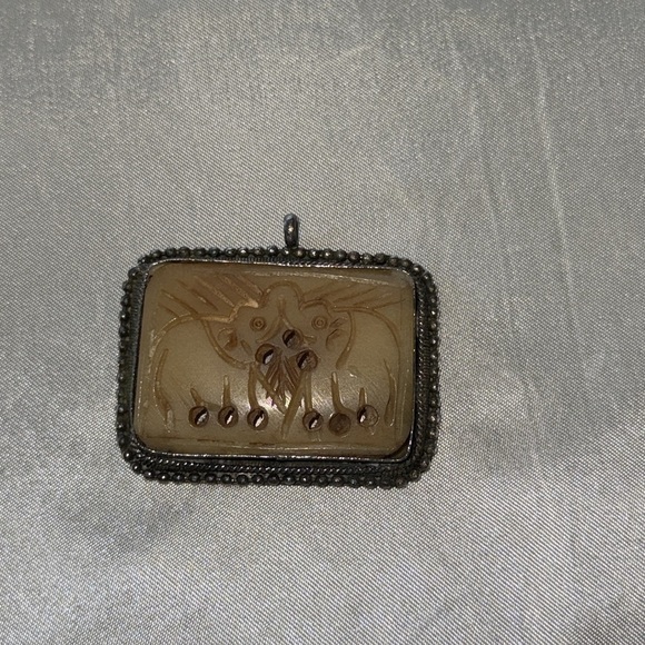 Boho Tribal Double Elephant Pendant Antique Silver Tone - Picture 4 of 11